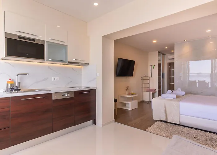 Visnja Apartamento Brela